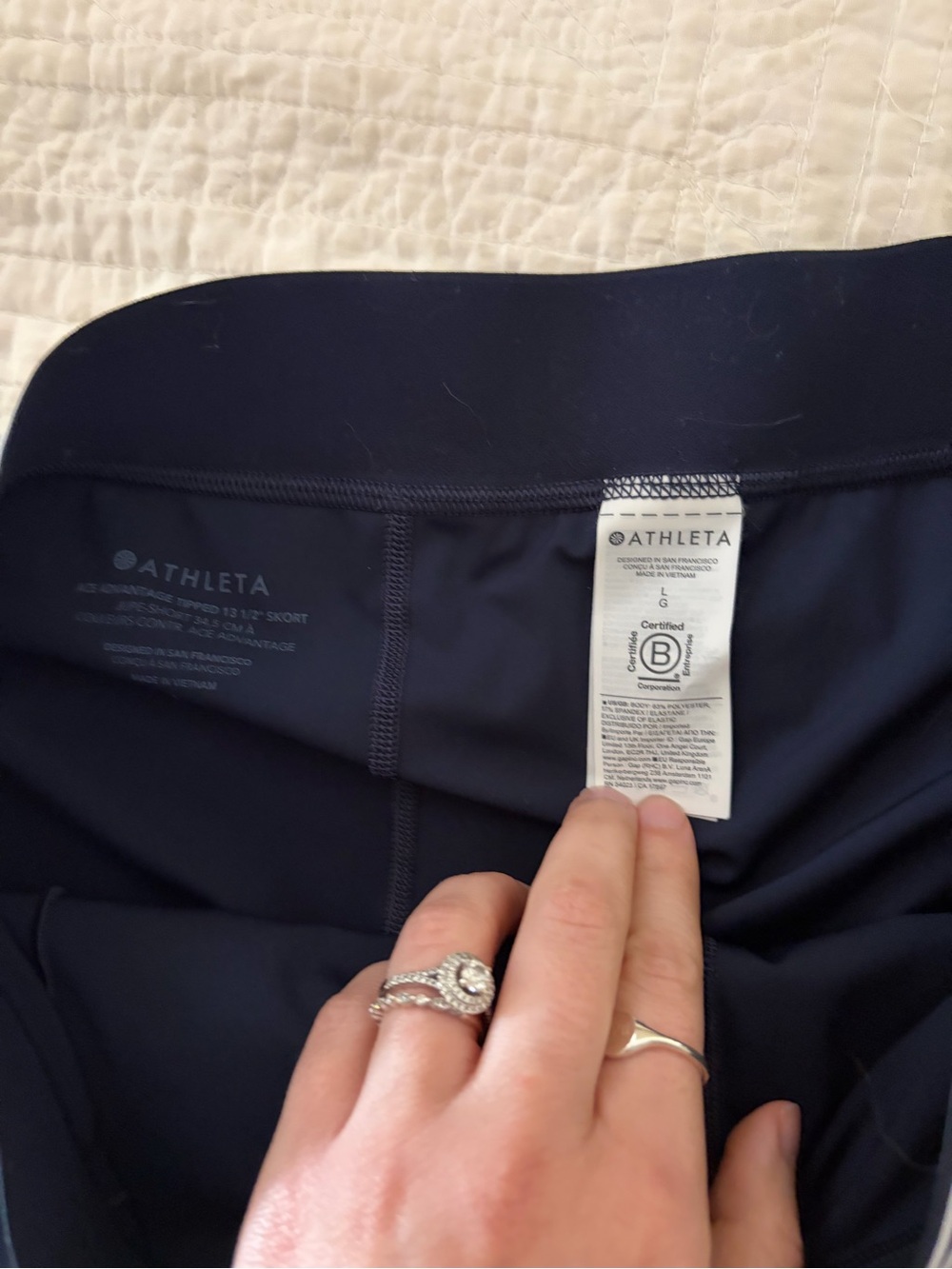Practically new Athleta navy skort - Picture 4 of 5